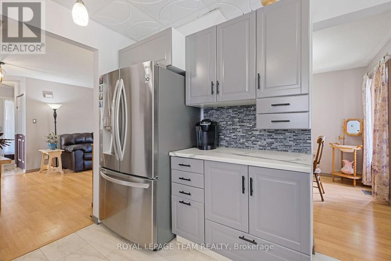 28526428/50-rowe-drive/katimavik/ottawa/ontario/K2L3Y7_16