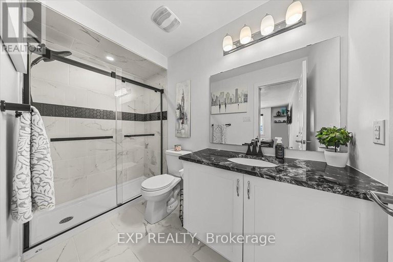 29565531/704-lapland-private/emerald-meadowstrailwest/ottawa/ontario/K2V0S4_23