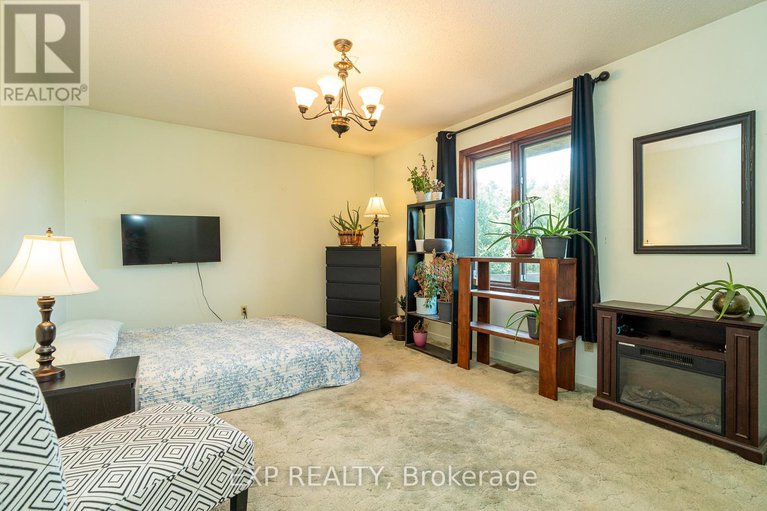 28979168/1437-usborne-street/mcnabbraeside-twps/mcnabbraeside/ontario/K0A1G0_12