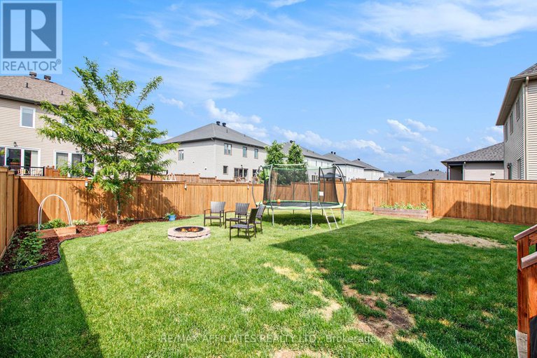 28460427/129-lyon-street/embrun/russell/ontario/K0A1W0_30
