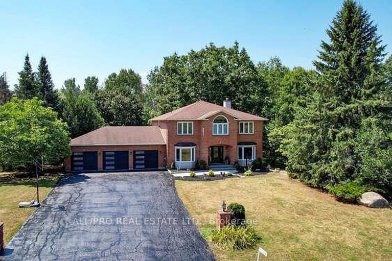 28721991/1144-rideau-bend-crescent/manotick-east-to-manotick-station/ottawa/ontario/K4M1B5_1