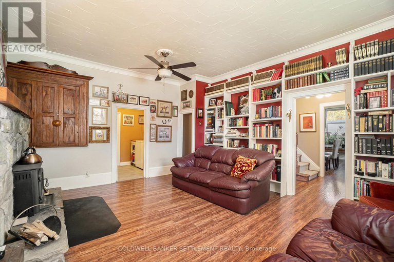 28303793/2296-south-lavant-road/lanark-highlands-dalhousie-twp/lanark-highlands/ontario/K0G1K0_16