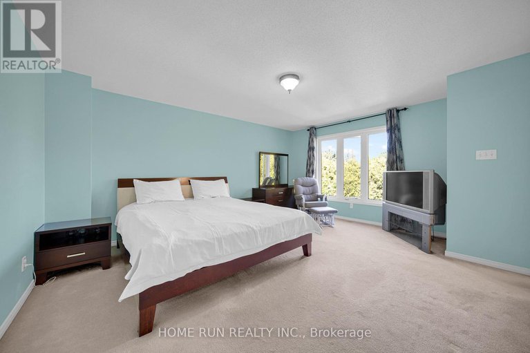 28879109/1629-henri-lauzon-street/chapel-hill/ottawa/ontario/K1C7R7_15