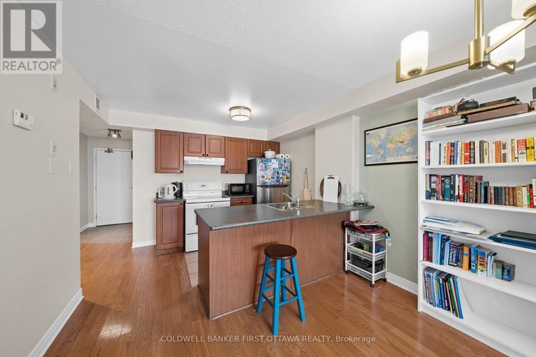 29584359/412-429-somerset-street-w/ottawa-centre/ottawa/ontario/K2P2P5_12