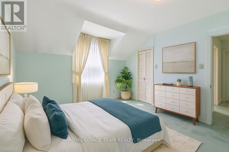 28850677/123-ivy-crescent/new-edinburgh/ottawa/ontario/K1M1Y1_33