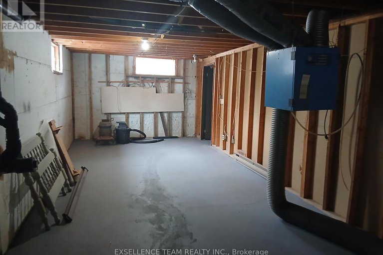 29472234/20596-conc-5-concession/south-glengarry-lancaster-twp/south-glengarry/ontario/K0C1L0_18