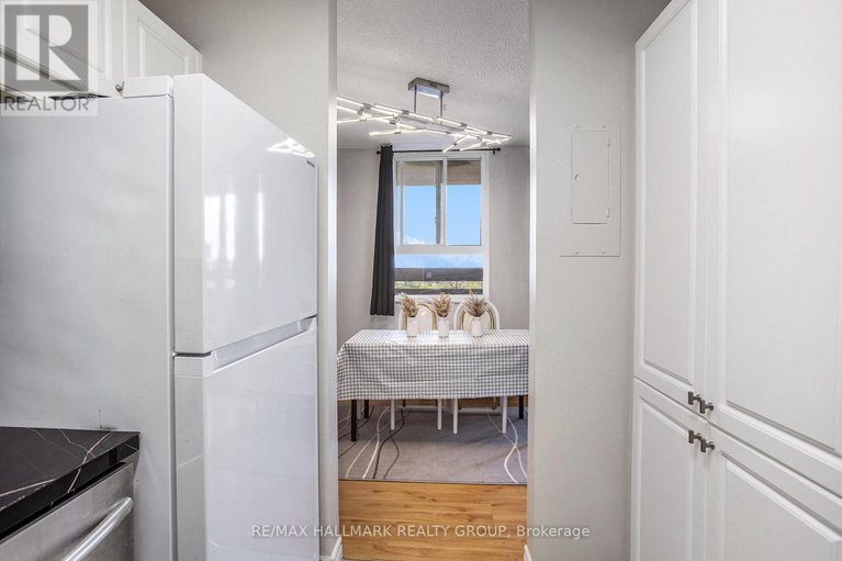 29311908/1508-2000-jasmine-crescent/beacon-hill-south/ottawa/ontario/K1J8K4_10