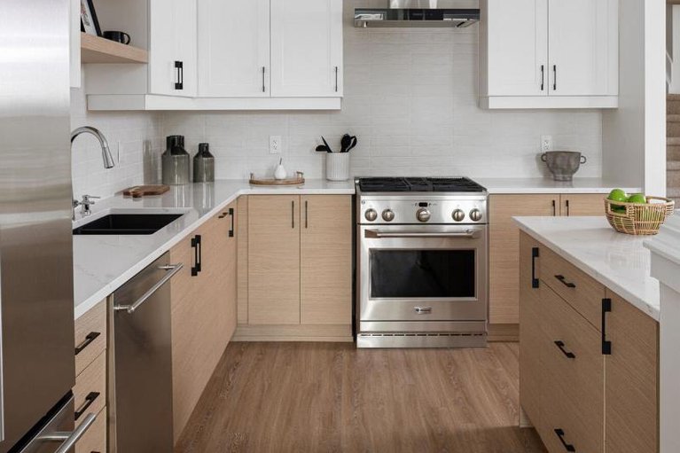 29163517/2498-half-moon-bay-road/half-moon-bay/ottawa/ontario/K2J4H7_8