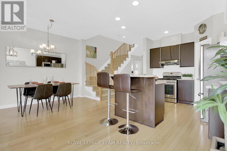 28564570/239-waymark-crescent/bridlewood/ottawa/ontario/K2M0A6_4