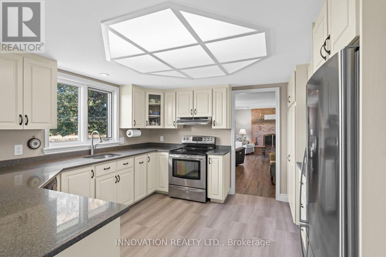 28939972/1332-donald-b-munro-drive/huntley-ward-north-east/ottawa/ontario/K0A1L0_9