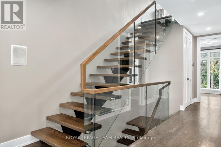 29330207/16-first-avenue/glebe/ottawa/ontario/K1S2G2_31