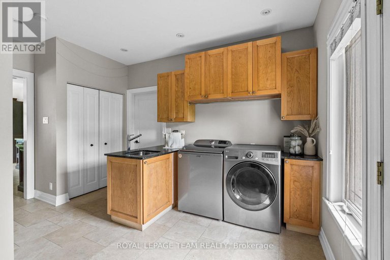 28682471/5811-longhearth-way/manotick-east-to-manotick-station/ottawa/ontario/K4M1M2_26