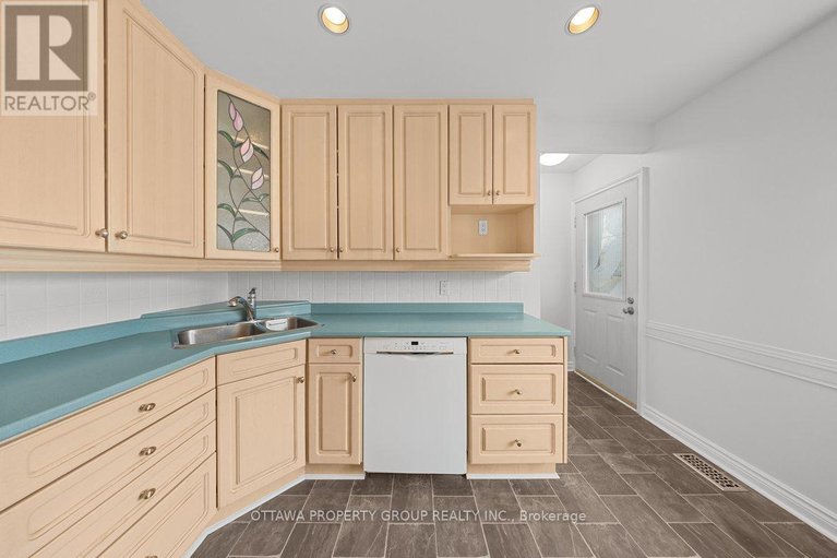 29590860/777-cork-street/elmvale-acres/ottawa/ontario/K1G1X8_10