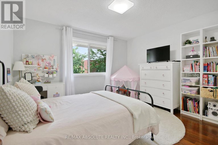 28636841/252-bruyere-street/lower-town/ottawa/ontario/K1N5E6_29