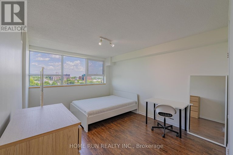 29570422/1111-555-brittany-drive/viscount-alexander-park/ottawa/ontario/K1K4C5_36