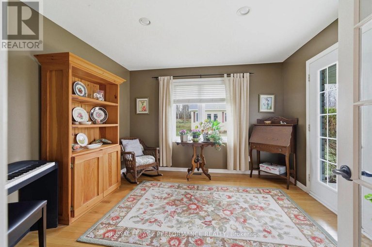 29593510/18353-lana-drive/south-glengarry-charlottenburgh-twp/south-glengarry/ontario/K6H7L9_19