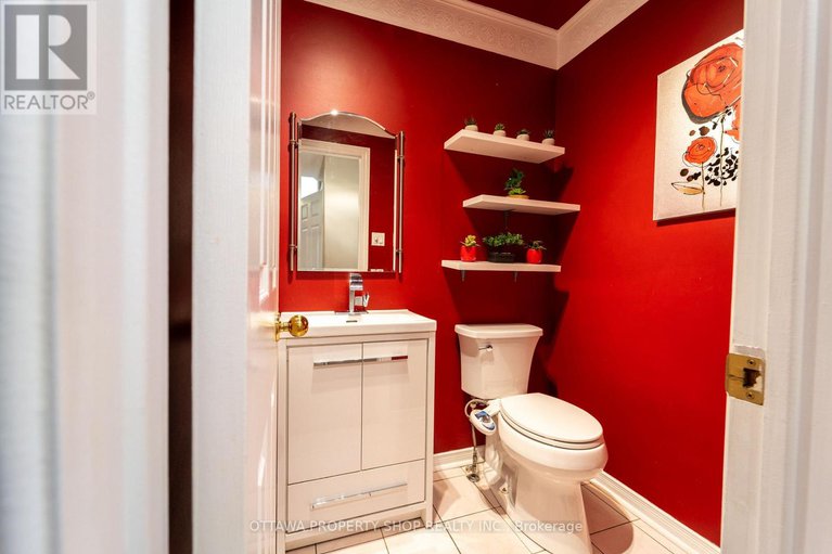28429385/566-falwyn-crescent-w/fallingbrookridgemount/ottawa/ontario/K4A2A4_18