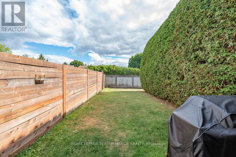 28912448/1649-greywood-drive/chateauneuf/ottawa/ontario/K1C7L9_28