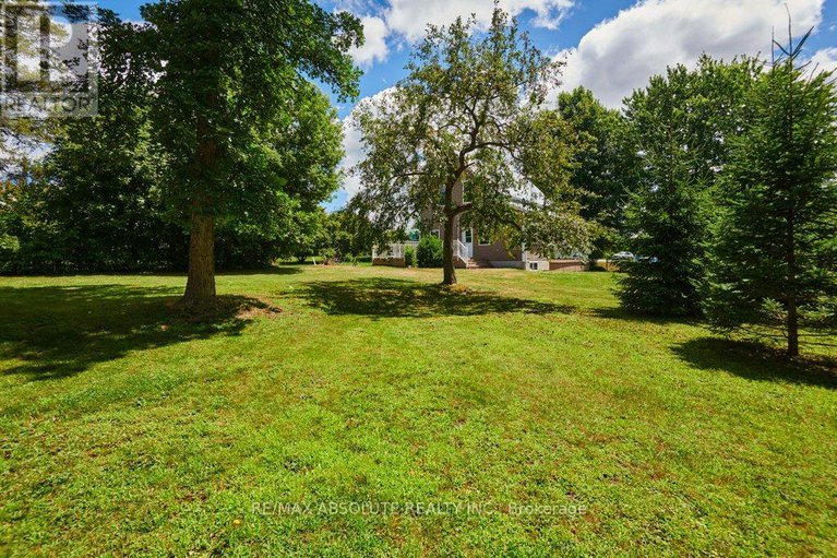 28648694/18597-dundas-street/south-glengarry-charlottenburgh-twp/south-glengarry/ontario/K0C1S0_35