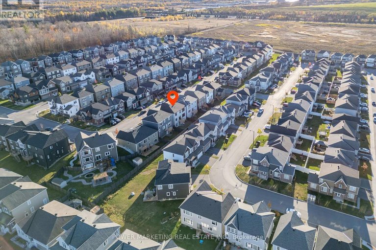 29634633/228-appalachian-circle/half-moon-bay/ottawa/ontario/K2J6X4_35