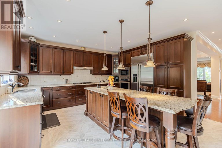 28715997/313-eckerson-avenue/stittsville-south/ottawa/ontario/K2S0K8_12