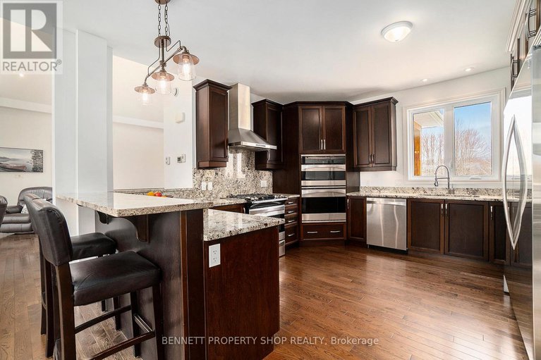 28319568/638-west-point-drive/drummondnorth-elmsley-north-elmsley-twp/drummondnorth-elmsley/ontario/K7H3C7_8