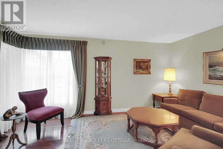 28352511/1337-ambridge-way/carleton-heights/ottawa/ontario/K2C3T3_9