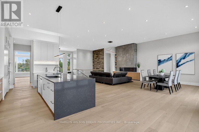 28967475/1070-green-jacket-crescent/greely/ottawa/ontario/K4P0G6_13