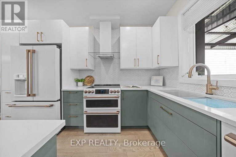 29633378/185-deschamps-avenue/vanier/ottawa/ontario/K1L5Z3_16