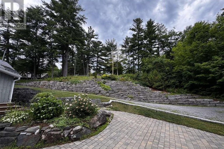 28654189/4-stackwall-lane/calabogie/ontario/K0J1H0_33