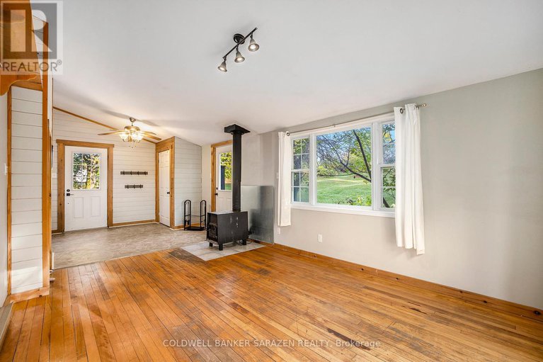 28582793/2030-burnstown-road/mcnabbraeside-twps/mcnabbraeside/ontario/K7V3Z4_15