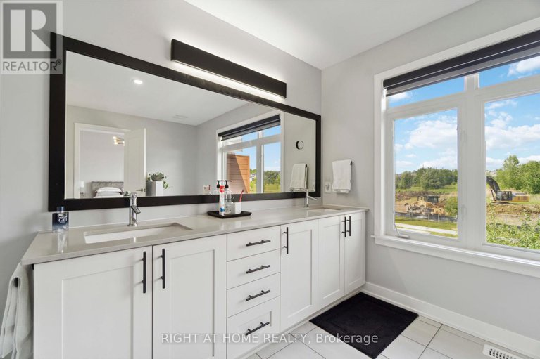 28494301/259-joshua-street/mer-bleuebradley-estatesanderson-park/ottawa/ontario/K0A2Y0_22