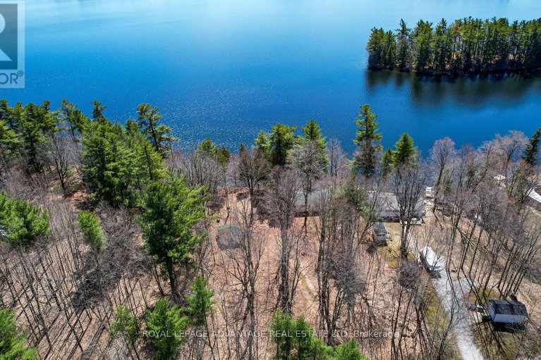 29631097/22-beckwith-street-south/smiths-falls/ontario/K7A2A8_36