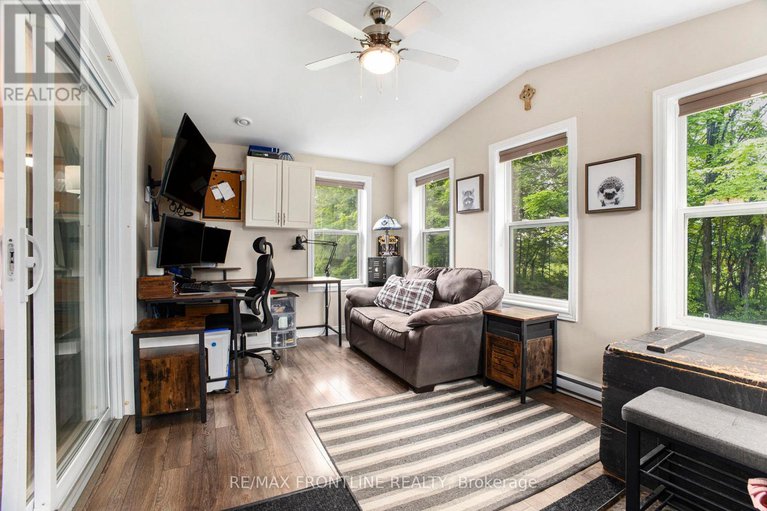 28748113/541-drummond-conc-7-road/drummond-n-elmsley-drummond-twp/drummondnorth-elmsley/ontario/K7H3C8_16