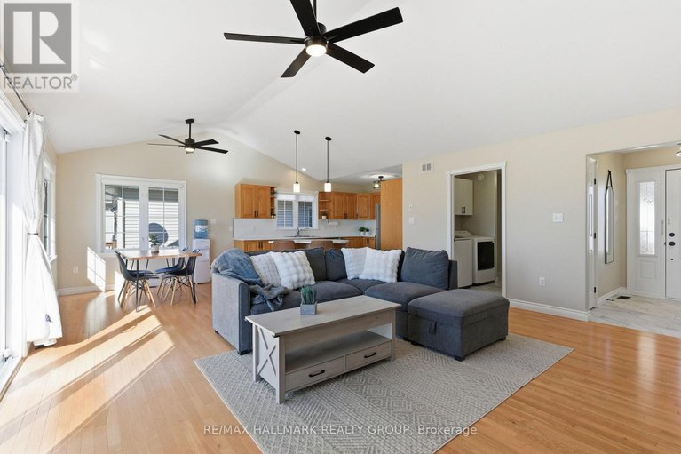 29042436/54-christie-lane/winchester/north-dundas/ontario/K0C2K0_6