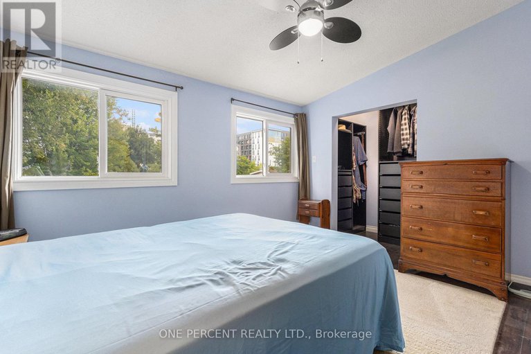 28782240/2563-egan-road/mooneys-bayriverside-park/ottawa/ontario/K1V8M9_18