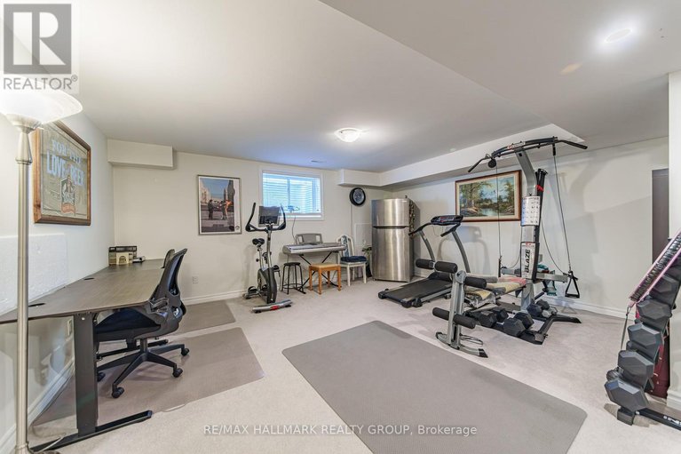 29476653/43-cento-way/stittsville-north/ottawa/ontario/K2S0W4_43