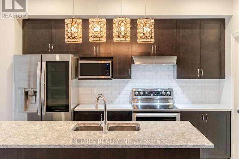 28683868/690-vivera-place/fringewood/ottawa/ontario/K2S2N1_14
