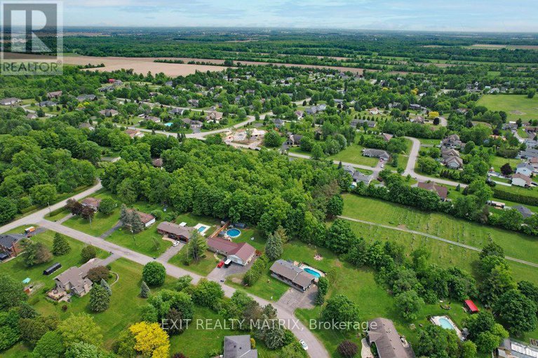 28424099/8296-corlyon-street/metcalfe/ottawa/ontario/K0A2P0_34