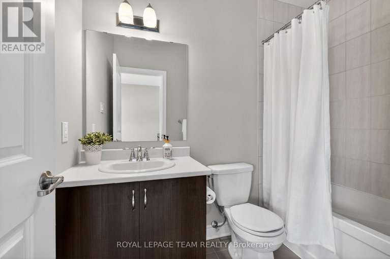 29368970/326-eucalyptus-circle/stittsville-north/ottawa/ontario/K2S1B9_33