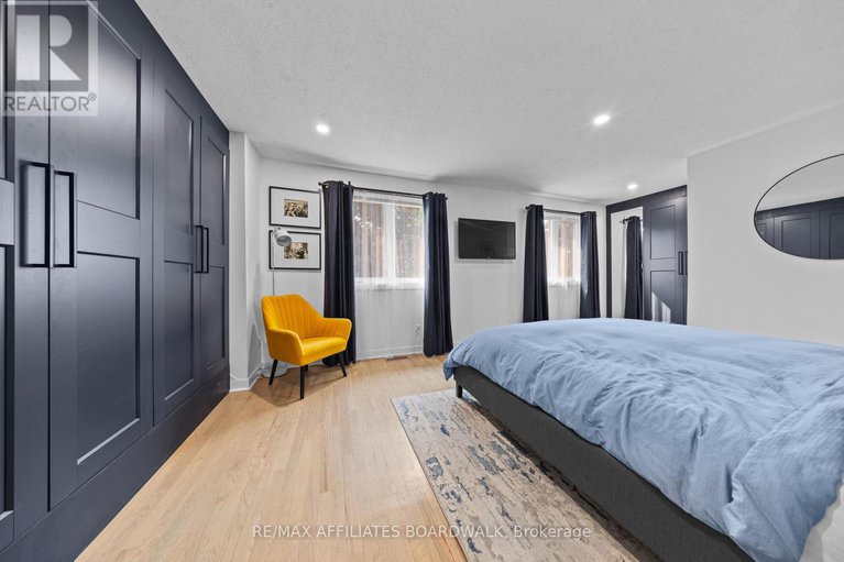 28416743/423-viewmount-drive/borden-farmstewart-farmcarleton-heightsparkwood-hills/ottawa/ontario/K2E7P1_29