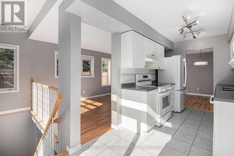 28820805/40-santa-cruz-private/riverview-park/ottawa/ontario/K1G6M4_8