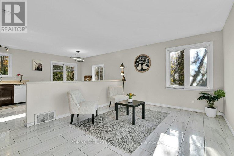 28989293/21450-concession-10-road/south-glengarry-lancaster-twp/south-glengarry/ontario/K0C1A0_6