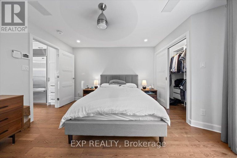 29043972/18-ivylea-street/craig-henrywoodvale/ottawa/ontario/K2G4X5_38