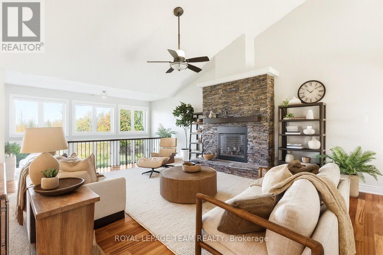 29017572/6903-lake-forest-walk/greely/ottawa/ontario/K4P1R7_8