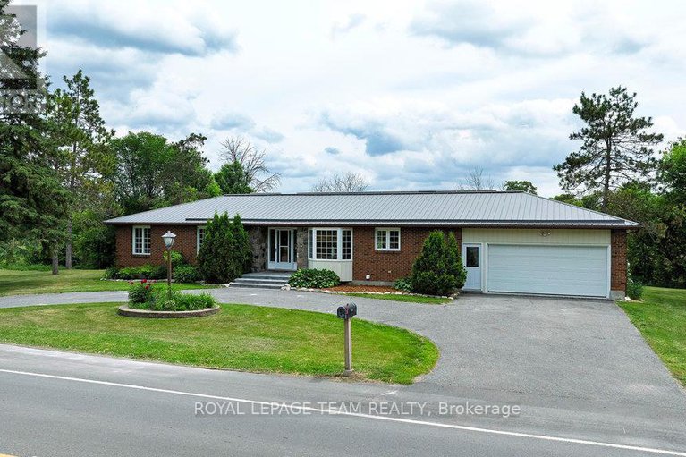 517 Donald B. Munro Drive