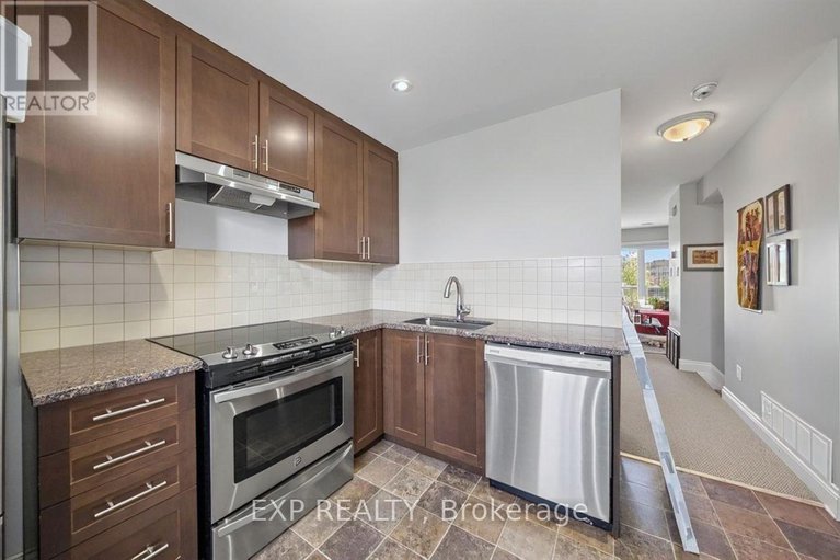 29095858/290-espin-heights/stonebridge/ottawa/ontario/K2J0Y8_4