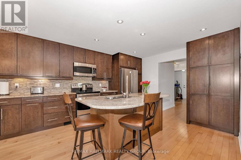 28326552/61-kimberwick-crescent/quinterra/ottawa/ontario/K1V0W6_16
