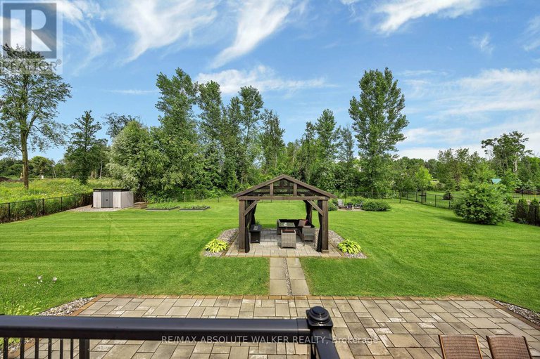 27990192/700-mcmanus-avenue/manotick-village-manotick-estates/ottawa/ontario/K4M0B2_34