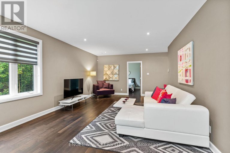 28261133/108-edith-margaret-place/huntley-ward-north-east/ottawa/ontario/K2W1A8_30